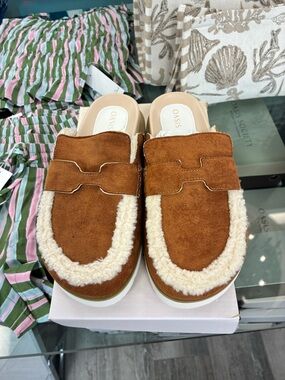 Avalon Chestnut Suede Shearling-Trim Slip-On Mules Carmel color